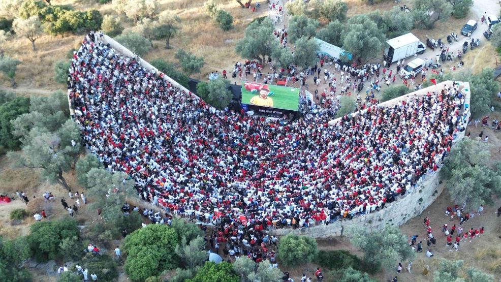Kaştaki antik tiyatroda Dünya Kupası heyecanı