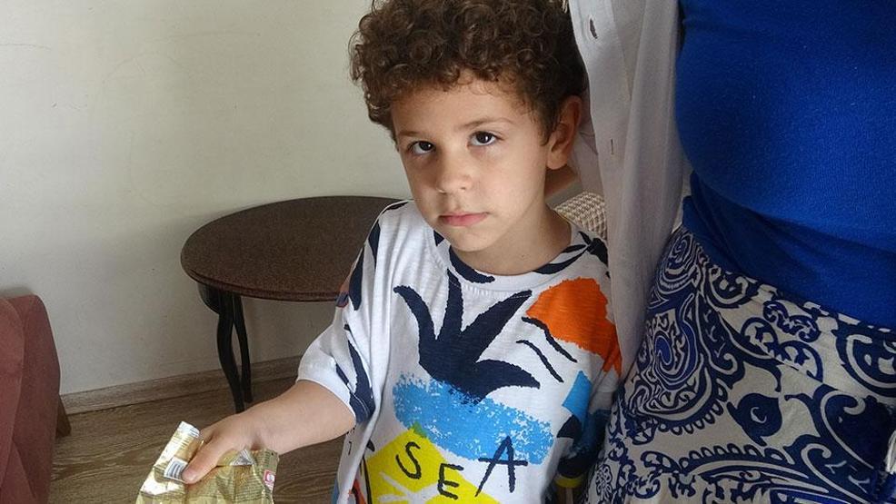 Hazır kekteki o maddeyi çikolata sandı: Az daha canından oluyordu