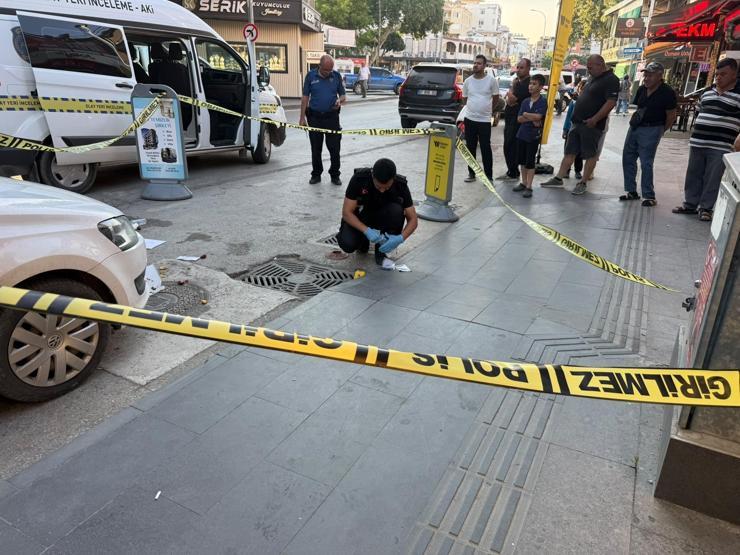 Doğum günü pastası kana bulandı Pastane çıkışı silahlı saldırıya uğradı