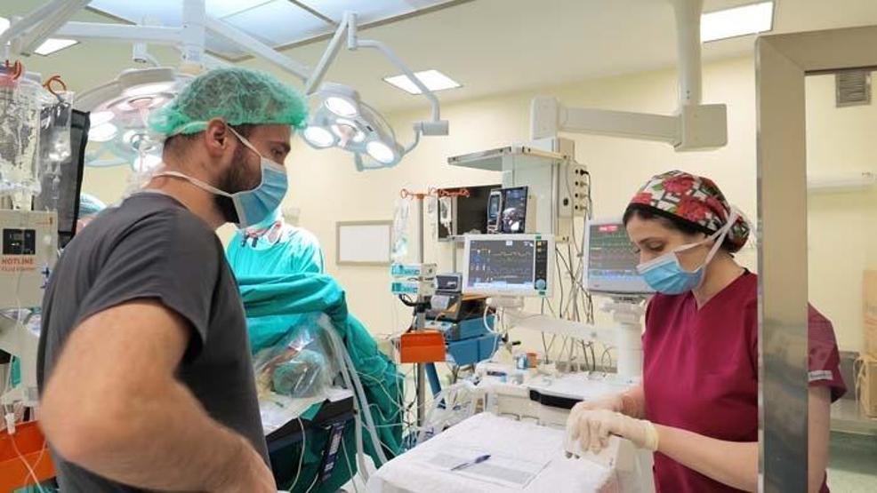 DÜNYADA İLK 8li Çapraz Karaciğer Nakli, Malatyada Yapıldı İşte 22 Saat Süren Ameliyatın Perde Arkasında Yaşananlar