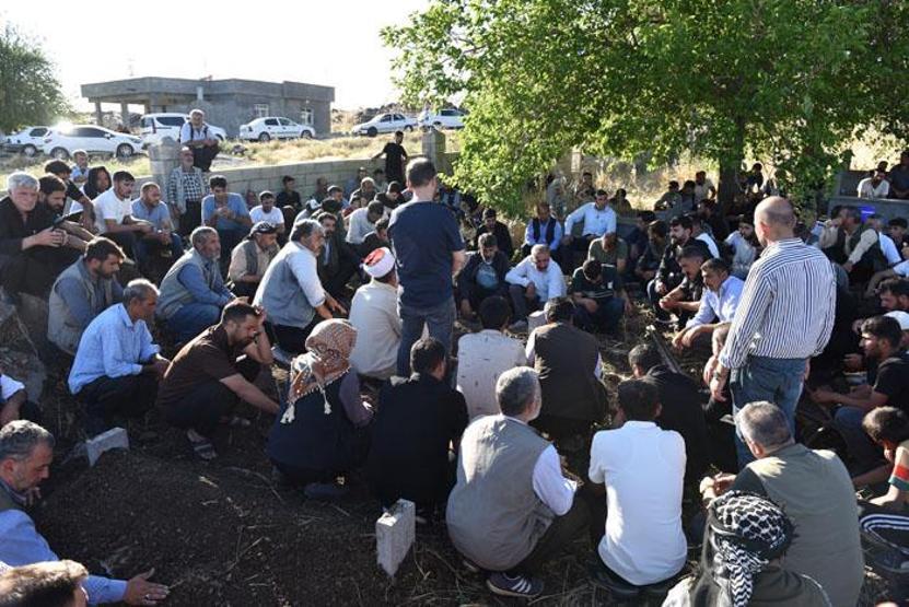 Tarifsiz acı 3 kardeş yan yana toprağa verildi