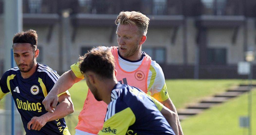 Dirk Kuyt: Buraya geri gelme fırsatını yakaladığım için minnettarım