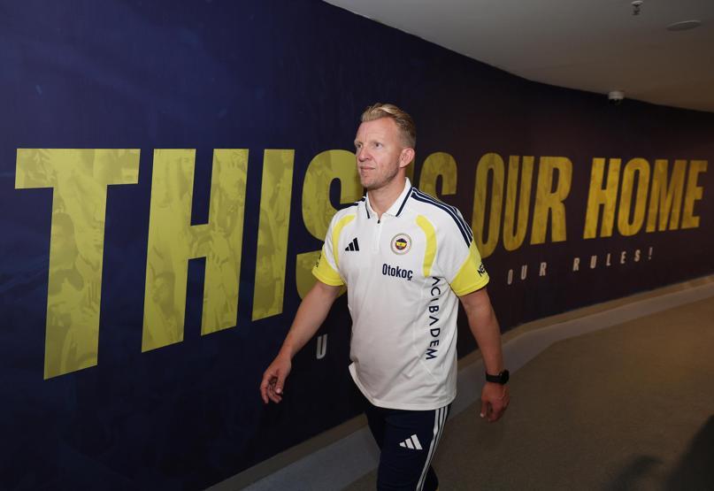 Dirk Kuyt: Buraya geri gelme fırsatını yakaladığım için minnettarım