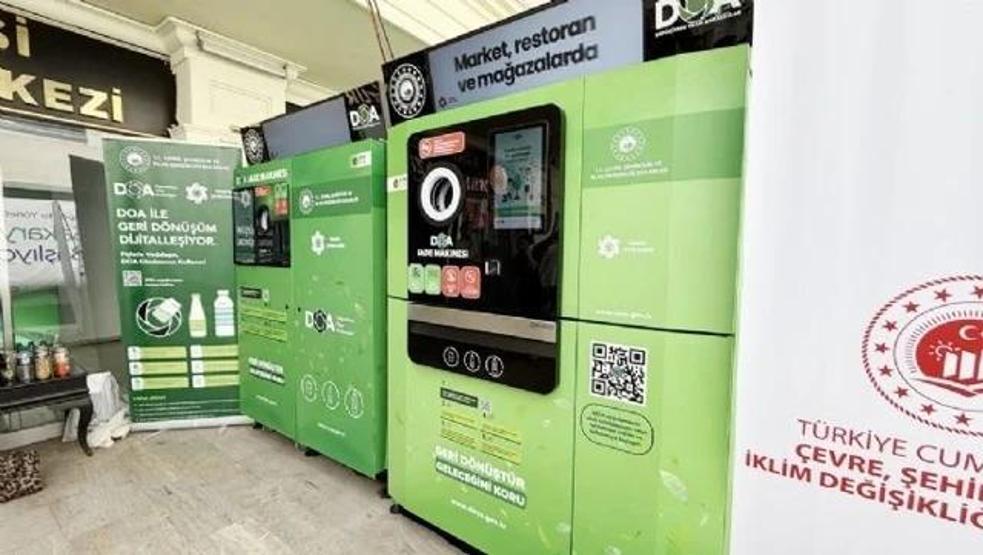 DOA GERİ DÖNÜŞÜM NEDİR, NASIL ÇALIŞIR DOA İade Makinesi Nerelerde Var Depozito İade Sistemi Nasıl Çalışıyor 81 İlde Kullanıma Açıldı