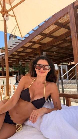 Daha 17nin Şebnemi Nesrin Cavadzadenin fit hali dikkat çekti Kim der 43 yaşında
