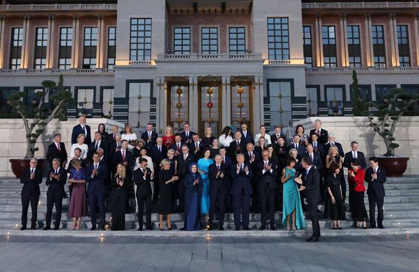 Diplomasinin kalbi Ankarada atıyor: Tarihi zirve dünya basınında manşet
