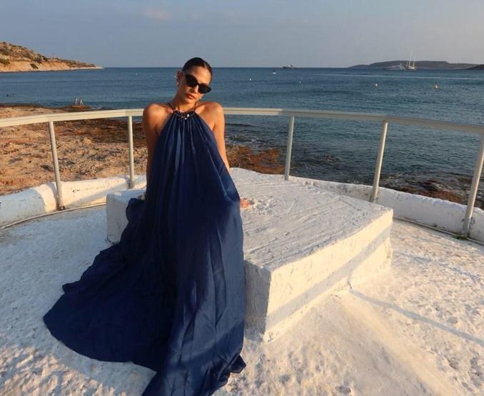 Eşref Rüyanın Nisanı Demet Özdemirden hayranlarını mest eden tatil pozları Bir maşallah şart