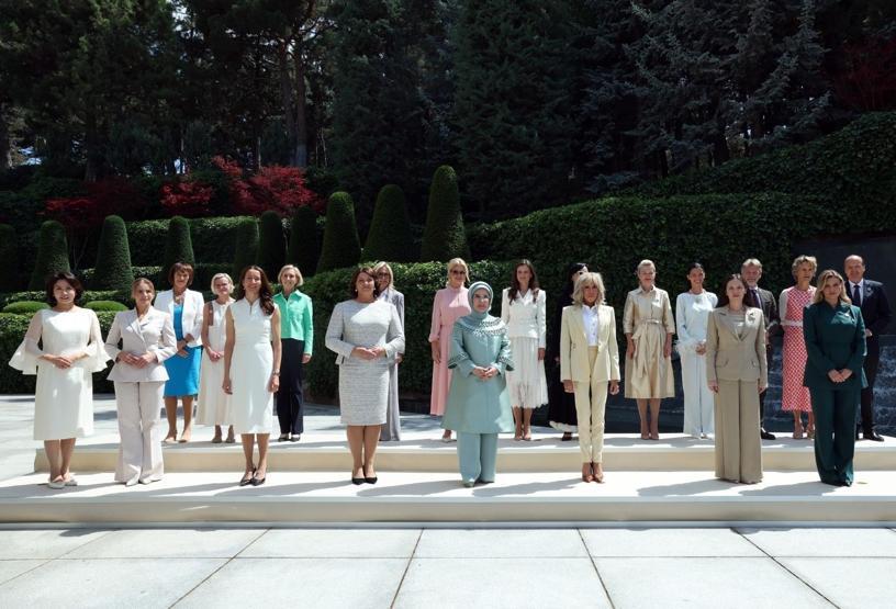 Emine Erdoğan, lider eşleriyle Çankaya Köşkünde bir araya geldi