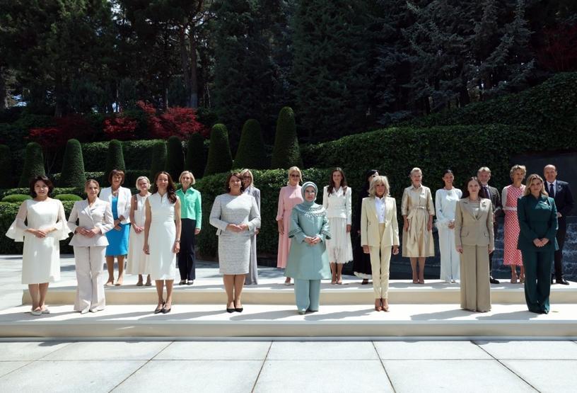 Emine Erdoğan, lider eşleriyle Çankaya Köşkünde bir araya geldi