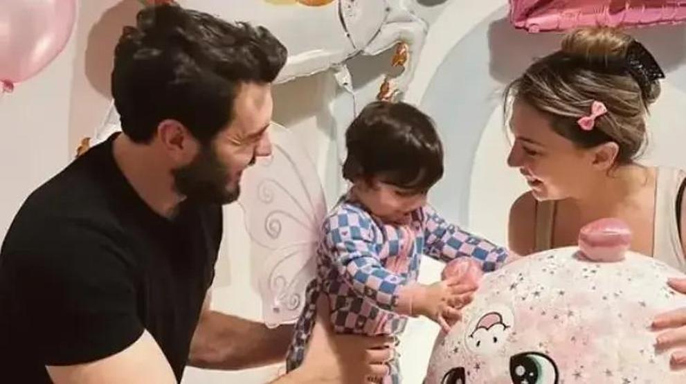 İsmail Ege Şaşmaz ve Hande Şaşmaz’dan 5. evlilik yıl dönümü kutlaması