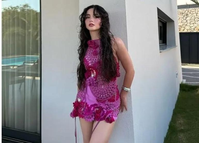 Derya Pınar Ak aşkını ilan etti Sevgilisiyle ilk romantik kare geldi