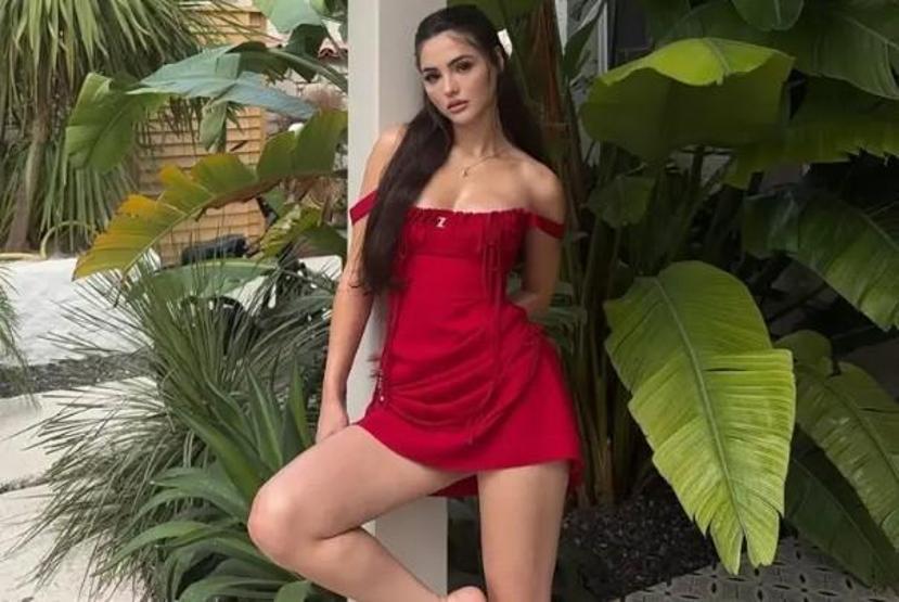 Derya Pınar Ak aşkını ilan etti Sevgilisiyle ilk romantik kare geldi
