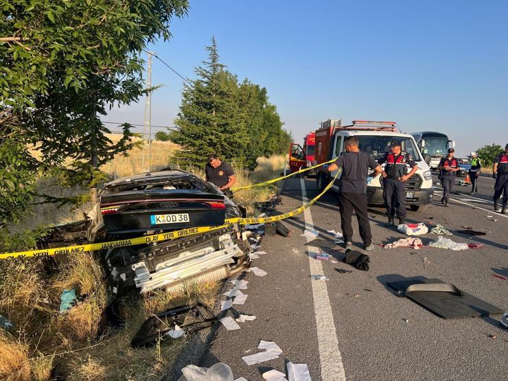 Erten ailesinin öldüğü kazada kahreden detay Küçük kızın son sözü kahretti