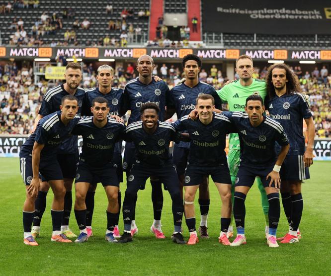 Fenerbahçede 7 futbolcunun bileti kesildi