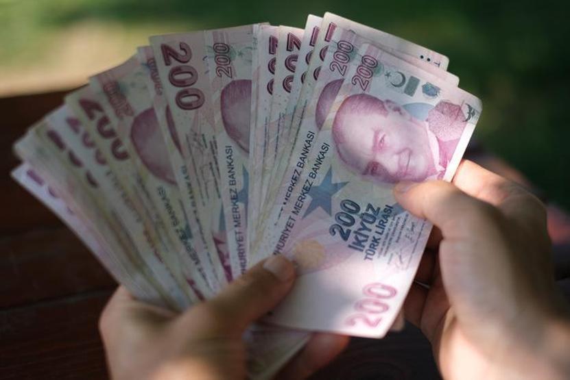 YARGITAYDAN EMSAL KARAR | 45 saati aşan çalışmalar için kritik uyarı Fazla mesai nasıl hesaplanıyor