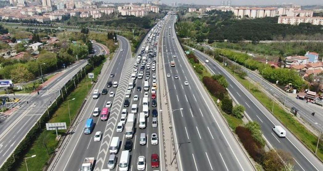SON DAKİKA İSTANBUL KAPALI YOL HABERİ: 31 Temmuz İstanbulda Hangi Yollar Kapalı Kapalı Yollar Ne Zaman Açılacak İstanbullular dikkat