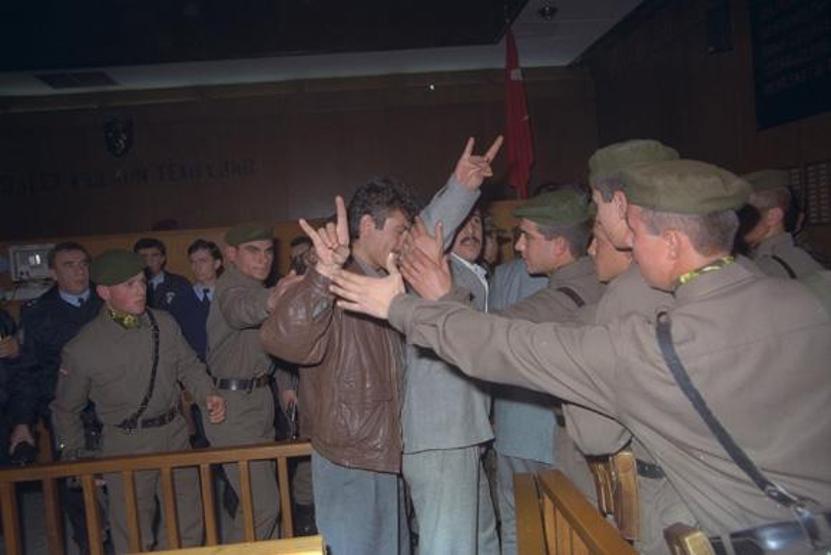 Sivas Katliamı 2 Temmuz 1993