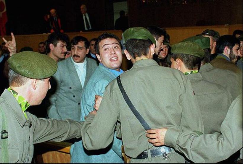 Sivas Katliamı 2 Temmuz 1993