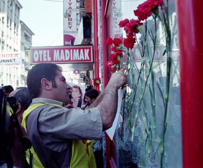 Sivas Katliamı 2 Temmuz 1993
