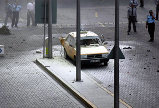 Atatürk Havalimanı'nda patlama