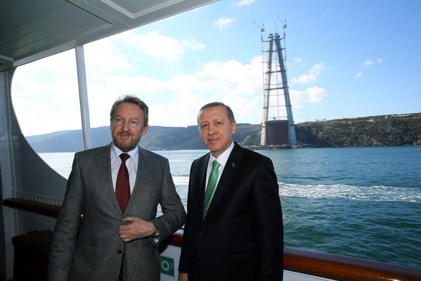 Erdoğan ve İzzetbegovic Savarona yatında boğaz turu yaptı