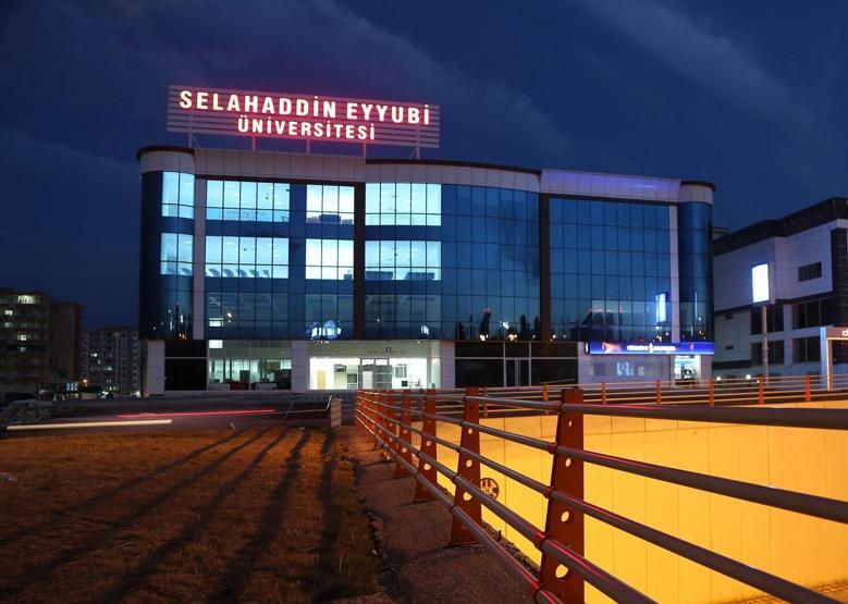Türkiye'de Hemşirelik bölümü ücretleri