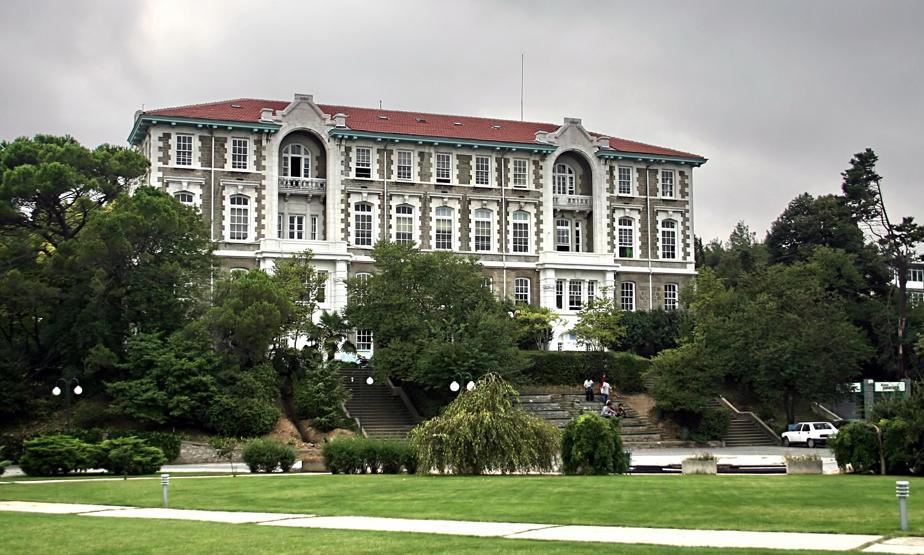 Tarih ve Arkeoloji alanında Türkiyenin en iyi üniversitesi hangisi