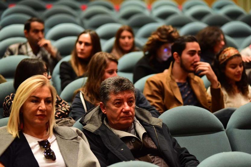 Antalyadan Jeremy Irons geçti