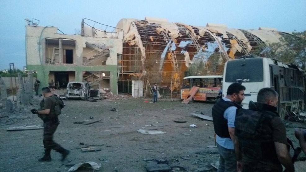 Silopideki patlamanın yarattığı tahribat, sabah ortaya çıktı