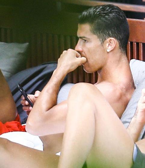 Cristiano Ronaldo yeni sevgilisiyle tatilde