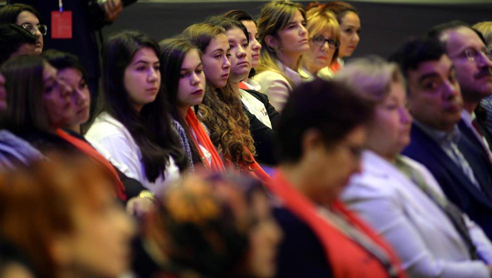 Dünya Kız Çocukları Konferansı için bir araya geldiler