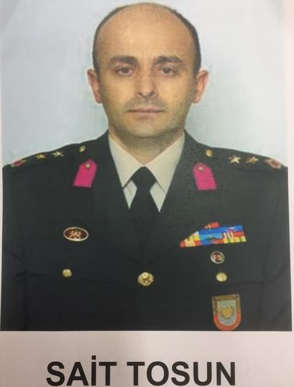 Firari komutanların fotoğrafları basına dağıtıldı
