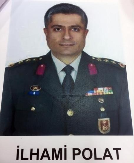 Firari komutanların fotoğrafları basına dağıtıldı