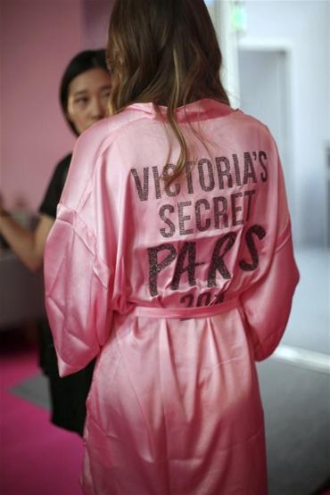 Victorias Secret Fashion Show Pariste yapıldı