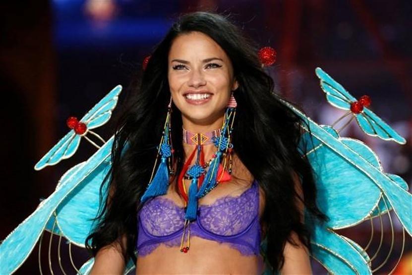 Victorias Secret Fashion Show Pariste yapıldı