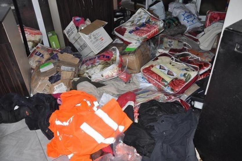 FETÖden mühürlenen Kimse Yok Mu Derneğinde yağmaya 40 gözaltı