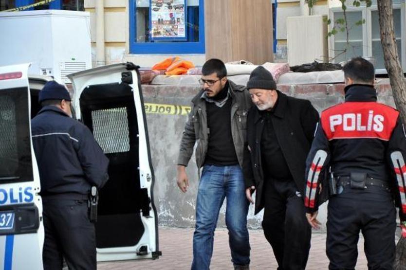 FETÖden mühürlenen Kimse Yok Mu Derneğinde yağmaya 40 gözaltı
