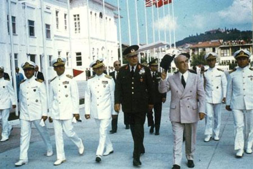 Türkiyeyi sarsan suikastlar