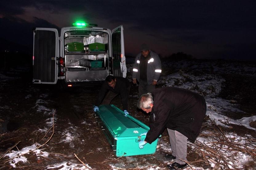 İki şüpheli ölüm. Biri demiryolunda, diğeri metruk binada