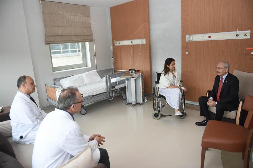 Kılıçdaroğlundan Meclisteki kavgada yaralanan Şafak Paveye ziyaret
