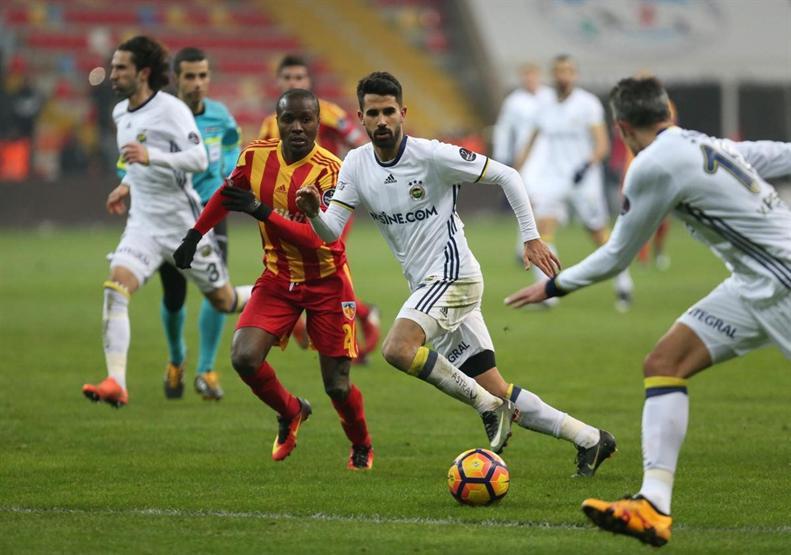 Köşelerde Kayserispor - Fenerbahçe maçı