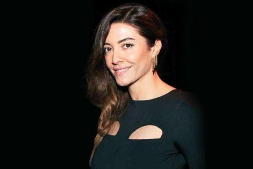 Мама башак гасамиогла. Башак дизер группа. Башак дизер бикини. Башак дизер и кыванч. Башак дизер группа.