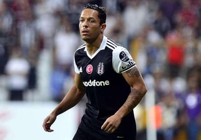 Galatasaray - Beşiktaş maçı muhtemel 11leri belli oldu / 3 oyuncu kadro dışı