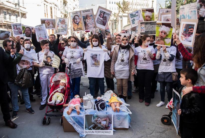 SMA ilacı için eylem yaptılar