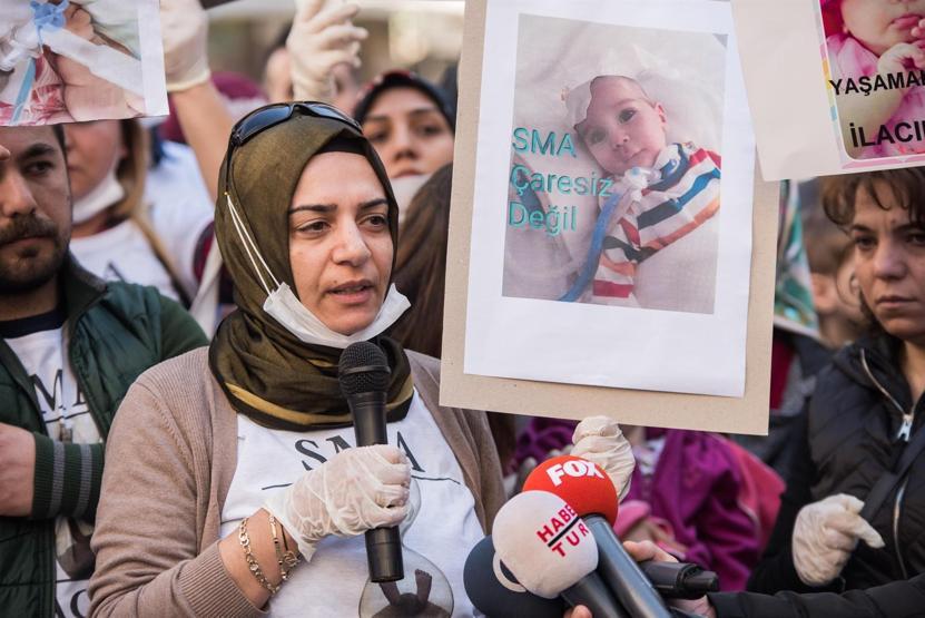 SMA ilacı için eylem yaptılar