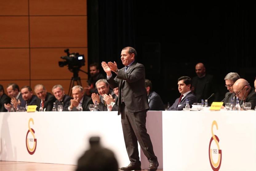 Galatasaray’da Hakan Şükür ve Arif Erdemin üyelikleri düşürüldü
