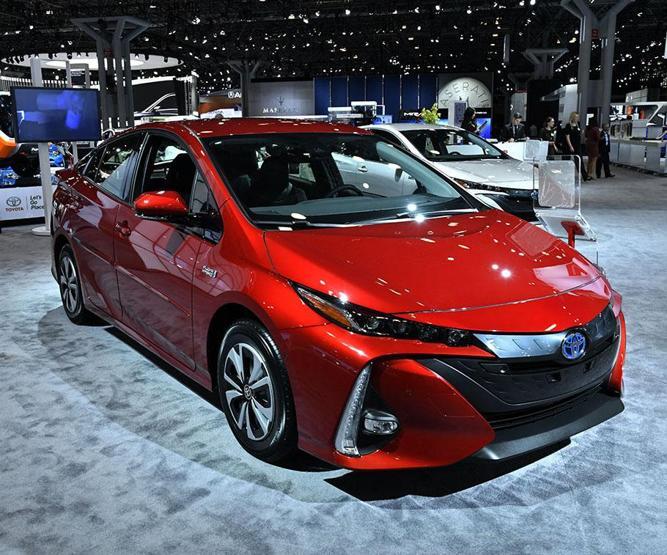 New Yorkta ilk kez görünen otomobiller