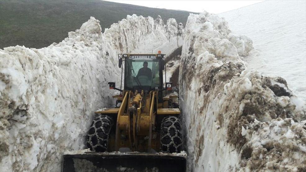 Orduda Mayısın 11inde yollarda kar temizliği yapıldı
