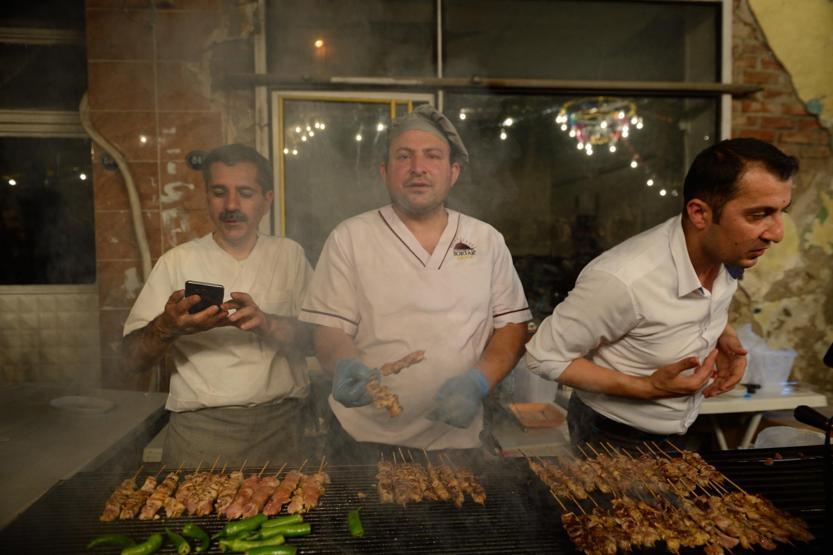 Fotoğraflarla Tenekeli mahallede Hıdrellez
