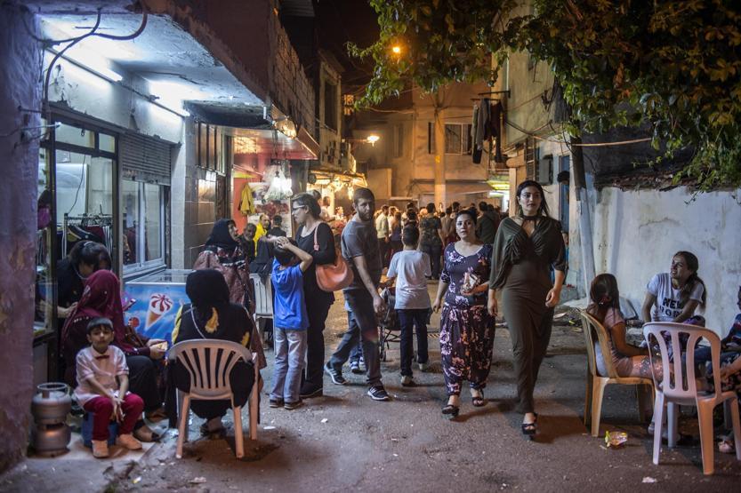 Fotoğraflarla Tenekeli mahallede Hıdrellez